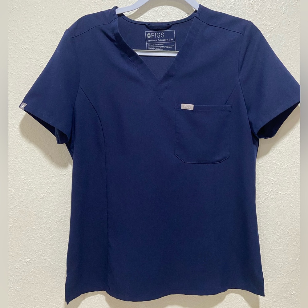 Womens Figs Slim Catarina One Pocket Scrub Top Navy